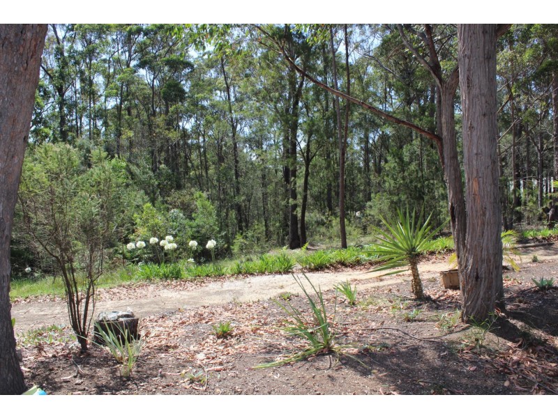 31 Strathmore Crescent, Kalaru NSW 2550