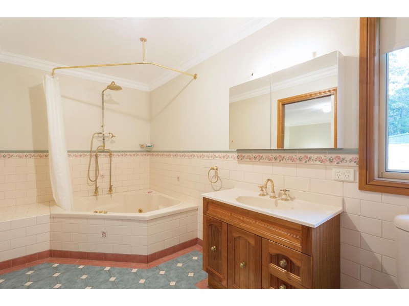 125 Kerrisons Lane, Bega NSW 2550