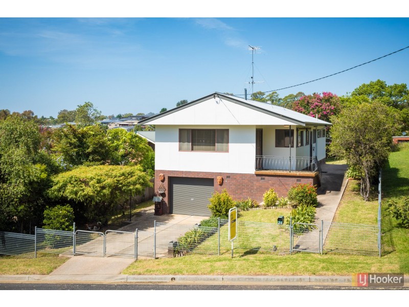 24 Barrack Street, Bega NSW 2550
