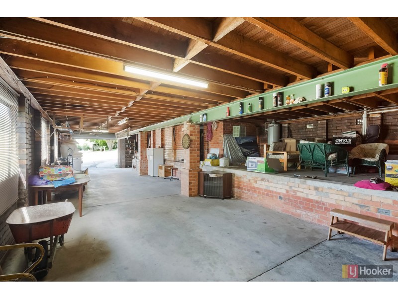 24 Barrack Street, Bega NSW 2550