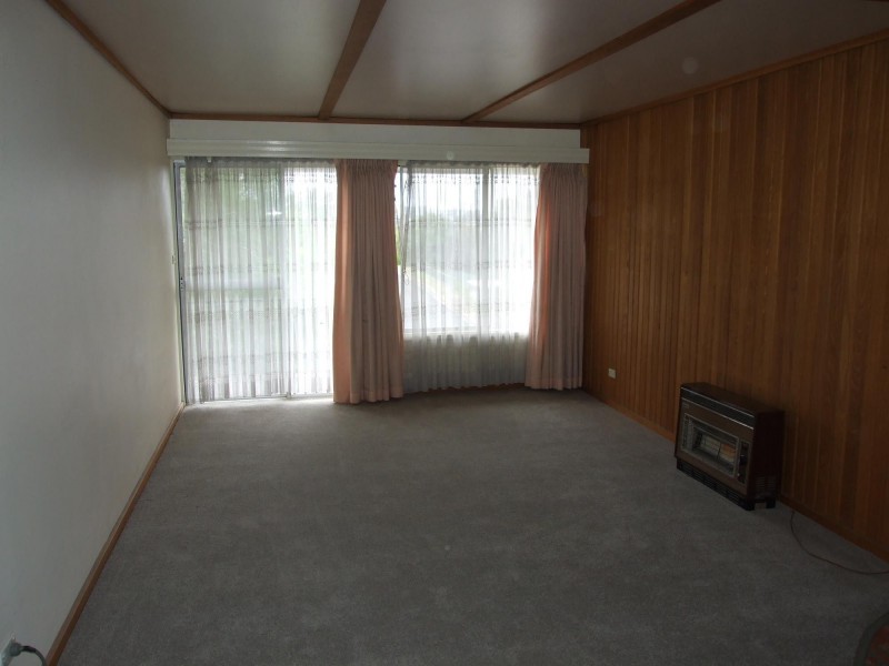 6 Cross Street, Bega NSW 2550