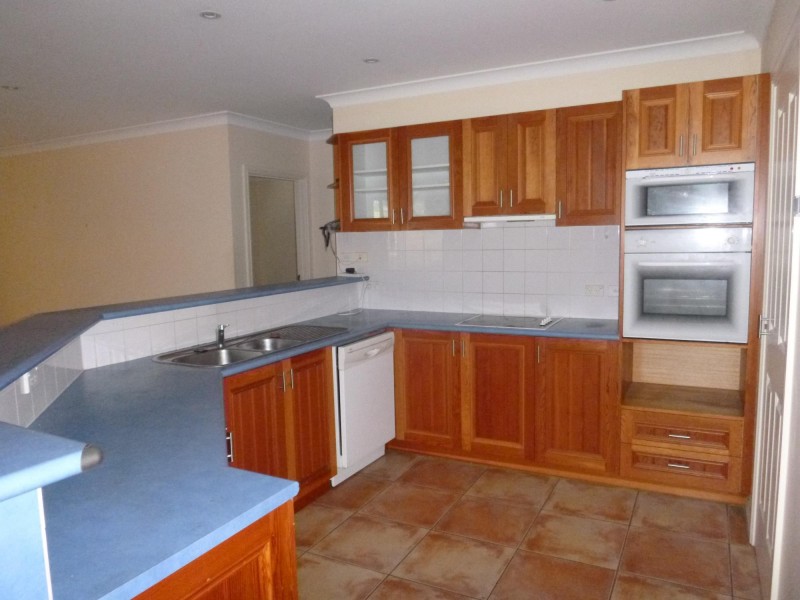 50 Lynjohn Drive, Bega NSW 2550
