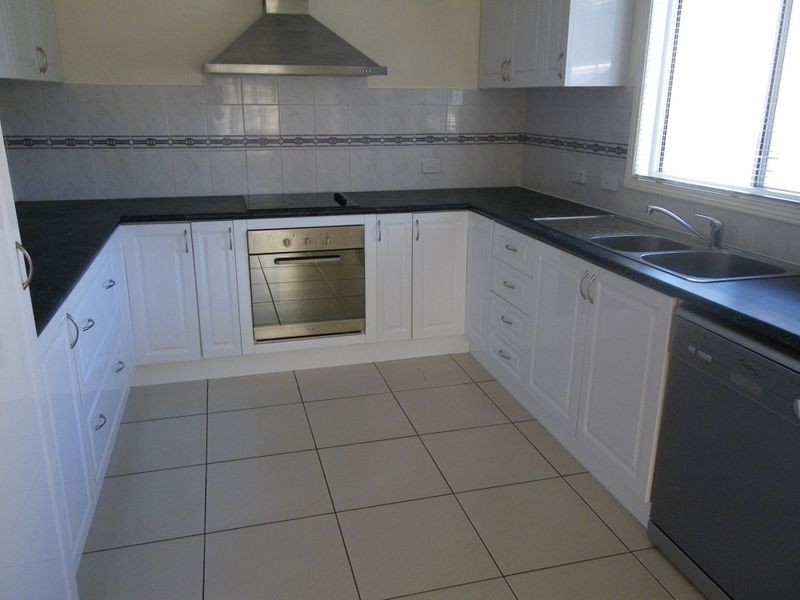 65 Ravenswood Street, Bega NSW 2550