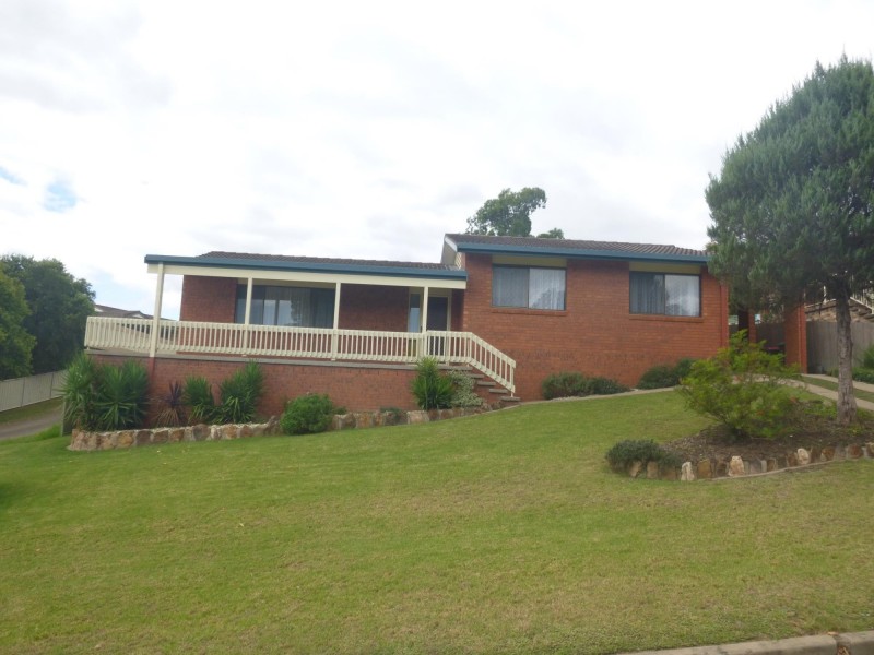 16 Laws Drive, Bega NSW 2550