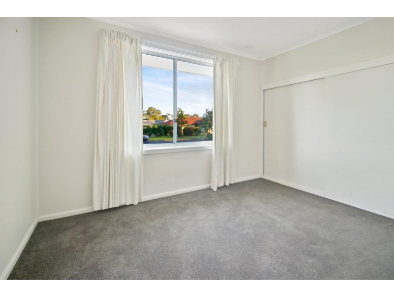 21 Howard Avenue, Bega NSW 2550
