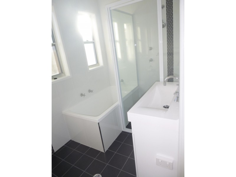 69 Meringo Street, Bega NSW 2550