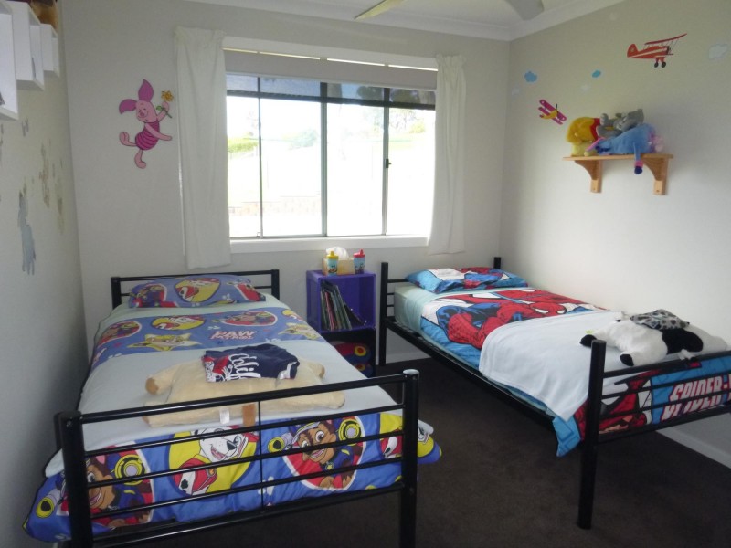 20 Glen Mia Drive, Bega NSW 2550