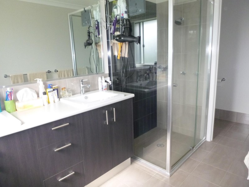 20 Glen Mia Drive, Bega NSW 2550