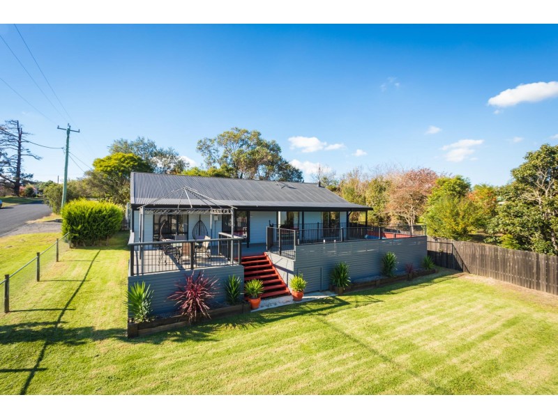 13 Hoyer Street, Cobargo NSW 2550