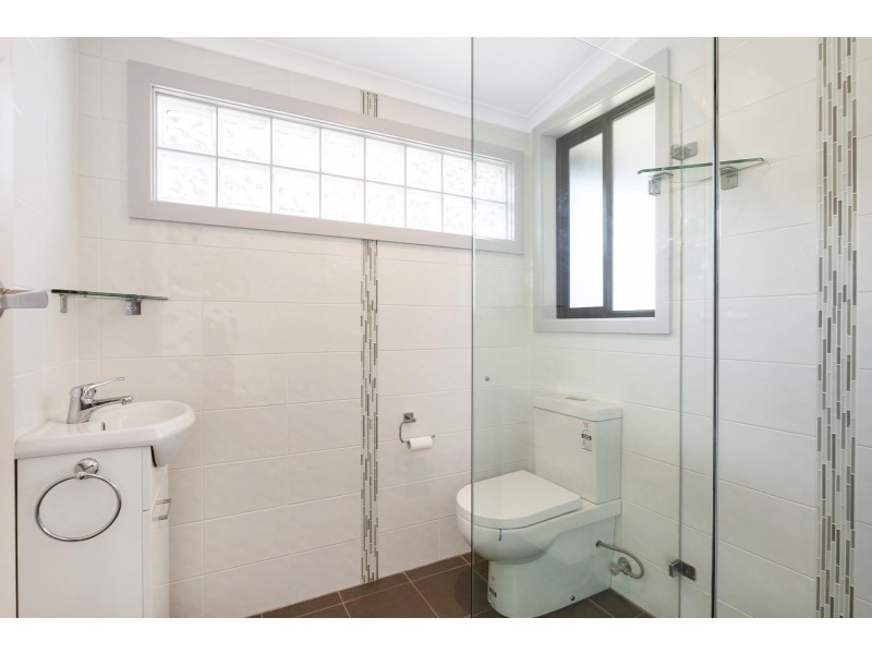 13 Hoyer Street, Cobargo NSW 2550