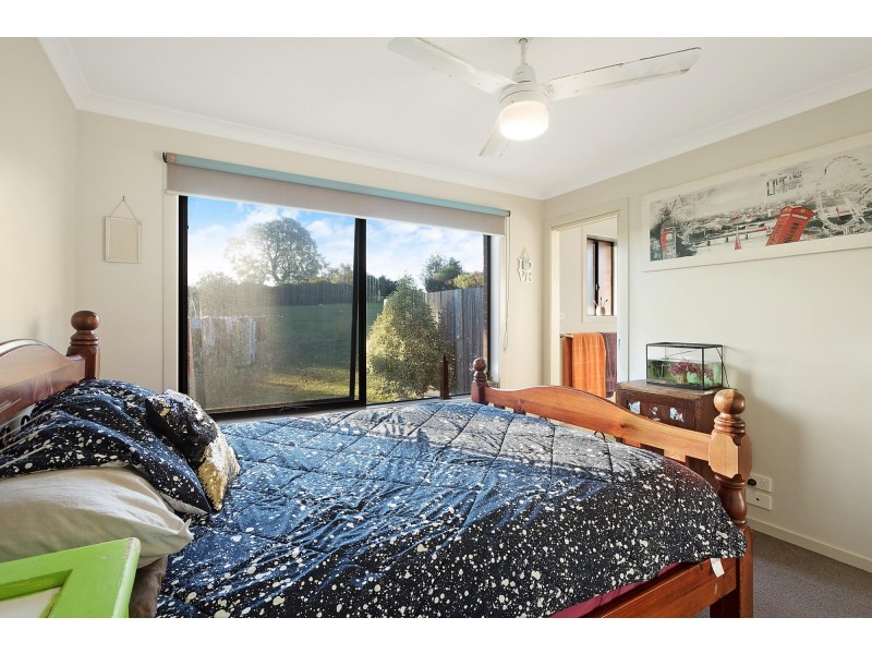 50 Glen Mia Drive, Bega NSW 2550