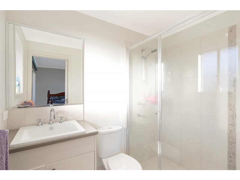 50 Glen Mia Drive, Bega NSW 2550
