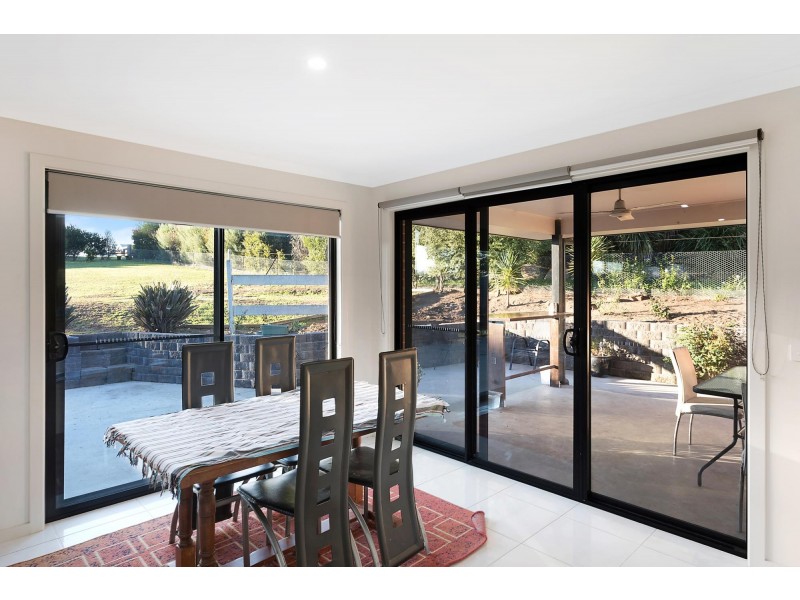 50 Glen Mia Drive, Bega NSW 2550
