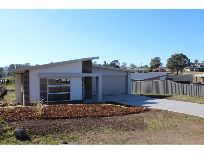 3 Wumbara Close, Bega NSW 2550