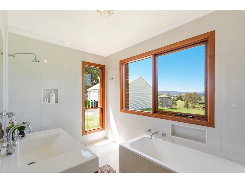 61 Mt Pleasant Road, Bega NSW 2550