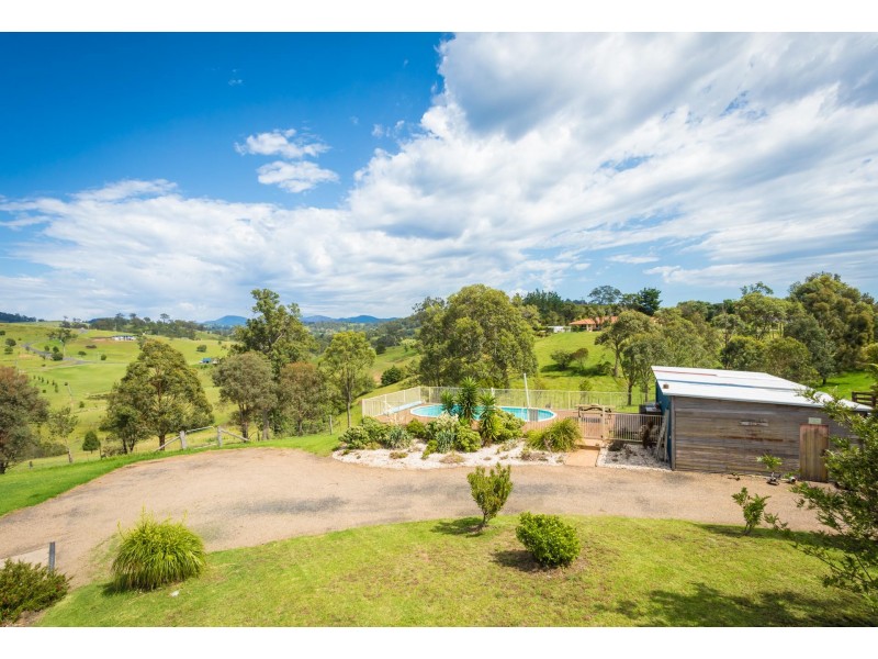 61 Mt Pleasant Road, Bega NSW 2550