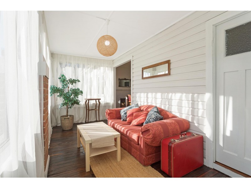 34 Parker Street, Bega NSW 2550