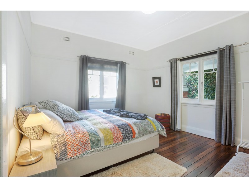 34 Parker Street, Bega NSW 2550