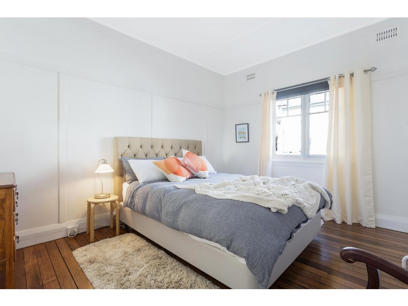 34 Parker Street, Bega NSW 2550