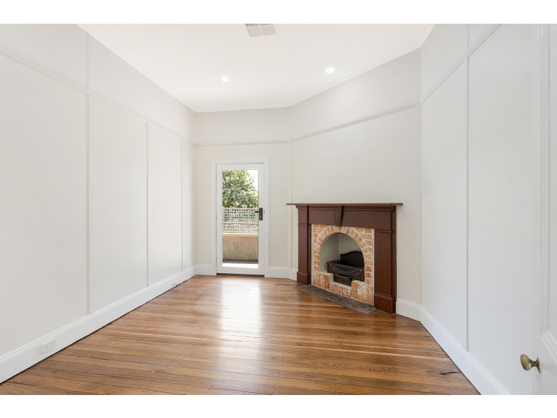 25 Peden Street, Bega NSW 2550