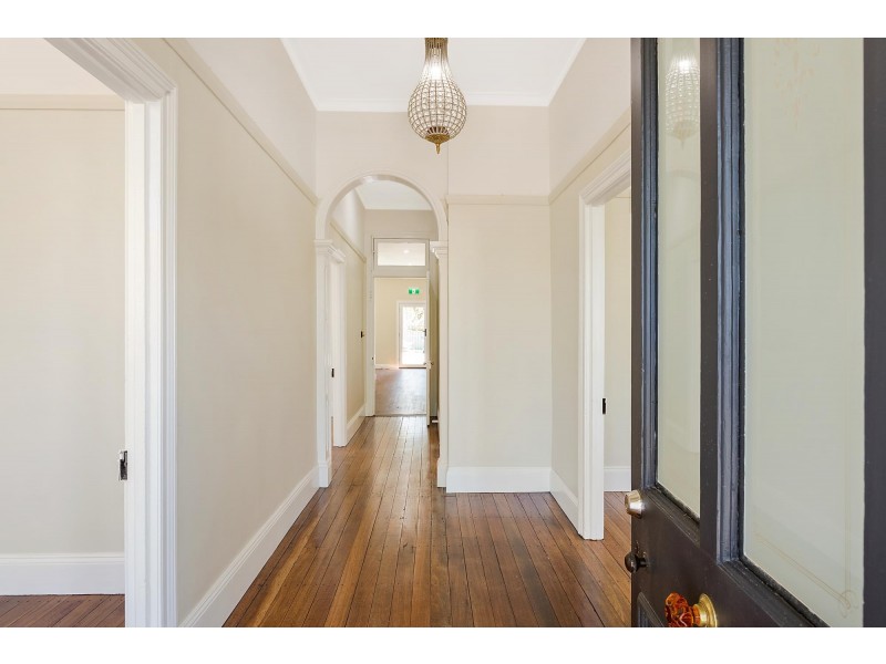 25 Peden Street, Bega NSW 2550