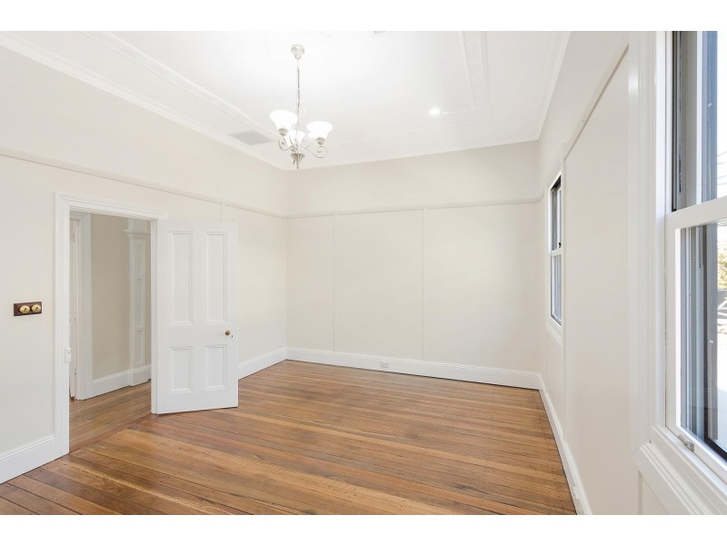 25 Peden Street, Bega NSW 2550