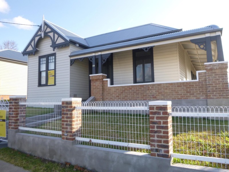 25 Peden Street, Bega NSW 2550