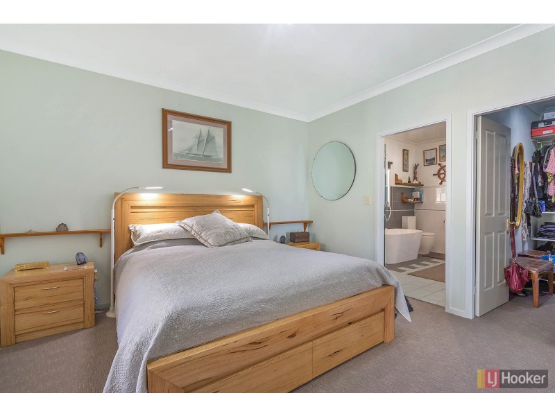 16 Northview Close, Bega NSW 2550