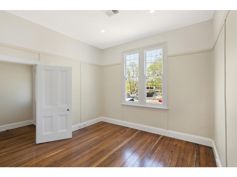 25 Peden Street, Bega NSW 2550