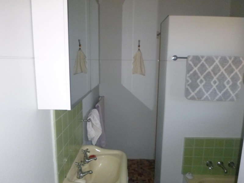 4 Tathra Road, Bega NSW 2550