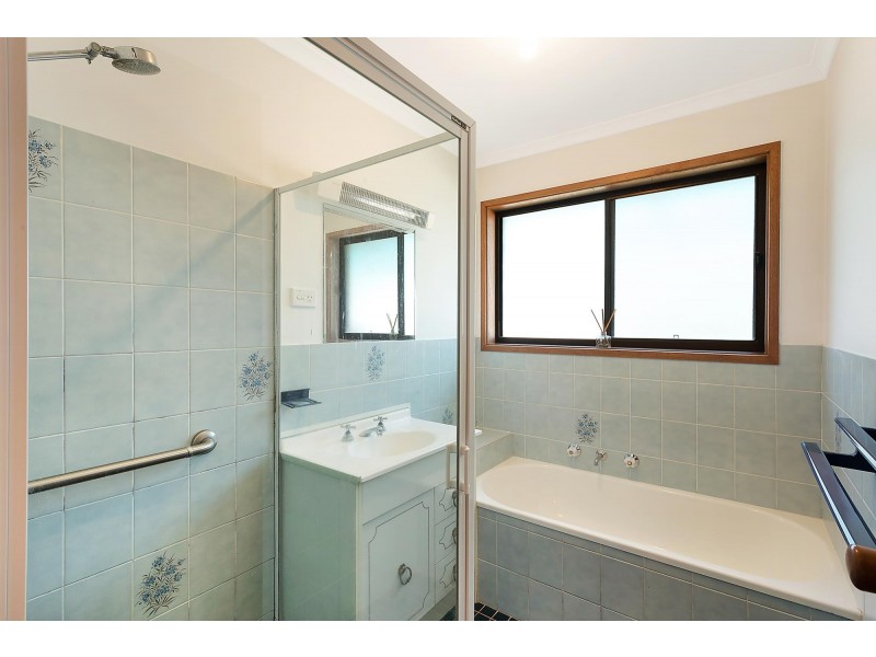 13 Mecklenberg Street, Bega NSW 2550