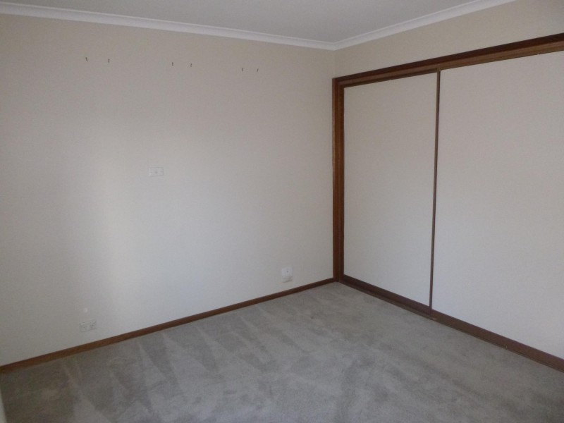 13 Mecklenberg Street, Bega NSW 2550