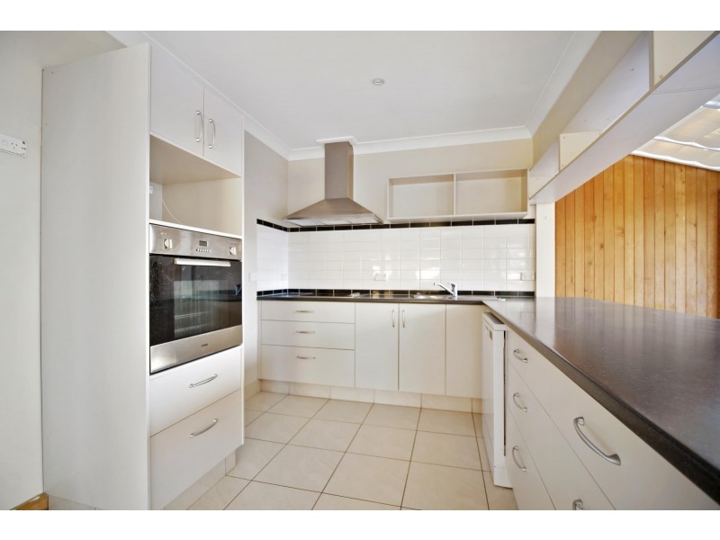 21 Howard Avenue, Bega NSW 2550