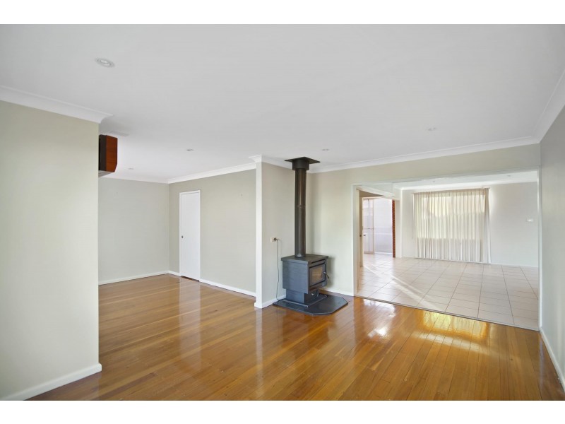 21 Howard Avenue, Bega NSW 2550