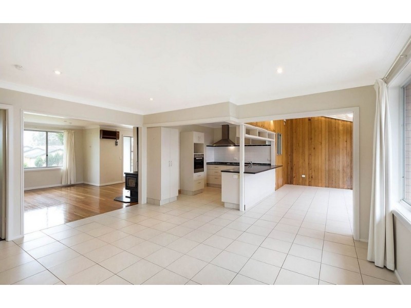 21 Howard Avenue, Bega NSW 2550