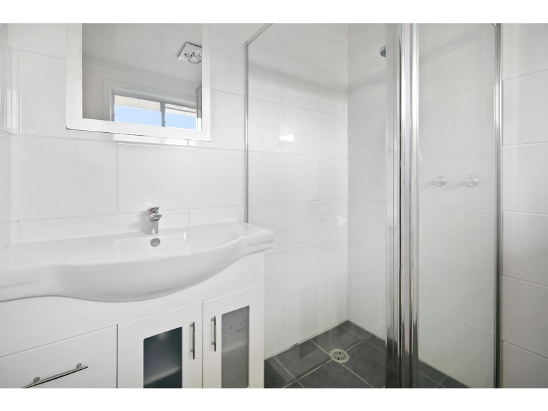 21 Howard Avenue, Bega NSW 2550