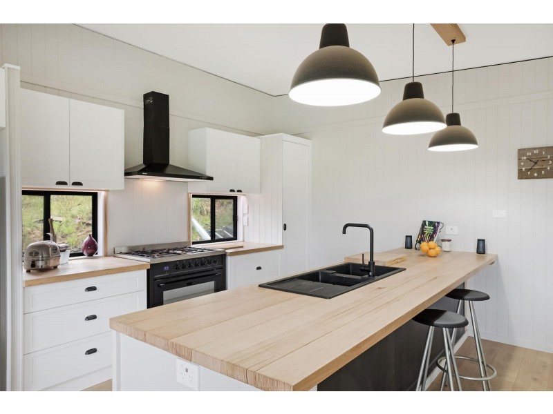 15 Robertson Street, Bemboka NSW 2550