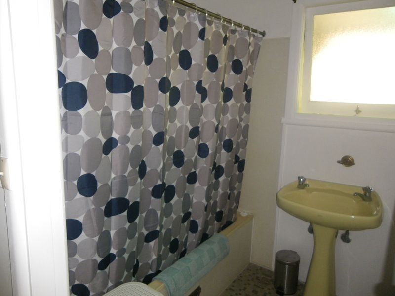 24B Park Lane, Bega NSW 2550