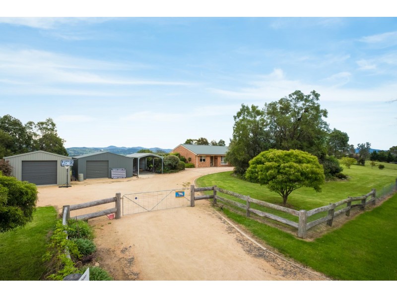 42 Black Range Road, Bega NSW 2550