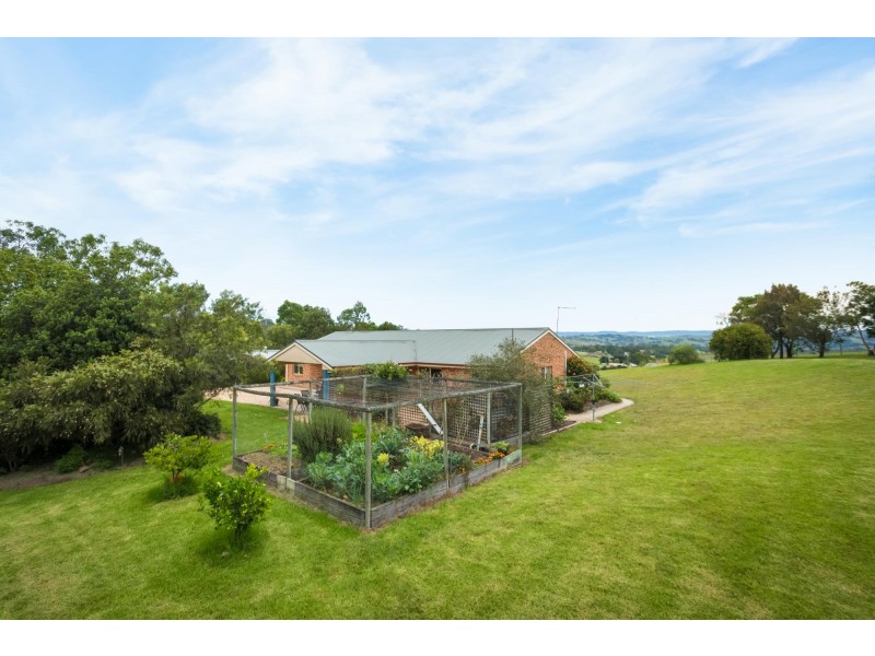 42 Black Range Road, Bega NSW 2550