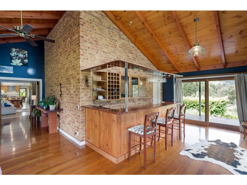 72 Mountview Close, Bega NSW 2550