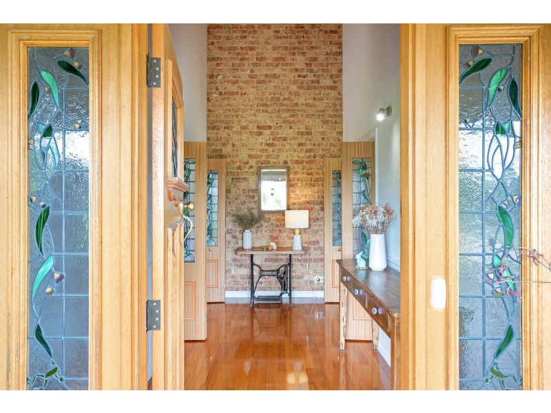 72 Mountview Close, Bega NSW 2550