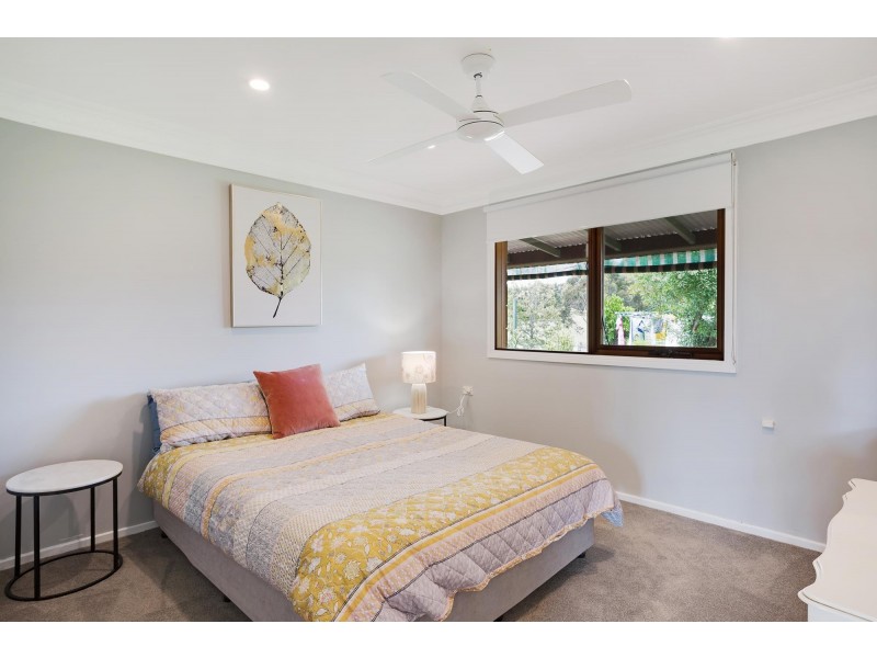 72 Mountview Close, Bega NSW 2550