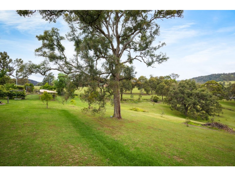 72 Mountview Close, Bega NSW 2550