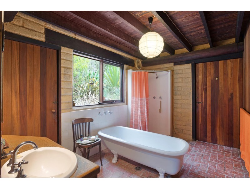 130 Greendale Lane, Wolumla NSW 2550