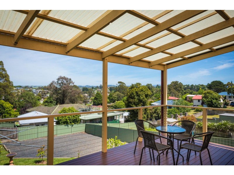 31 Glebe Avenue, Bega NSW 2550