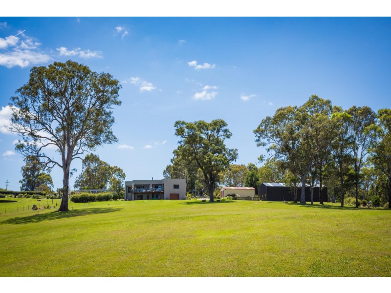 21 Corridgeree Road, Bega NSW 2550
