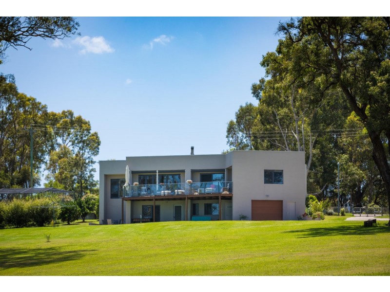 21 Corridgeree Road, Bega NSW 2550