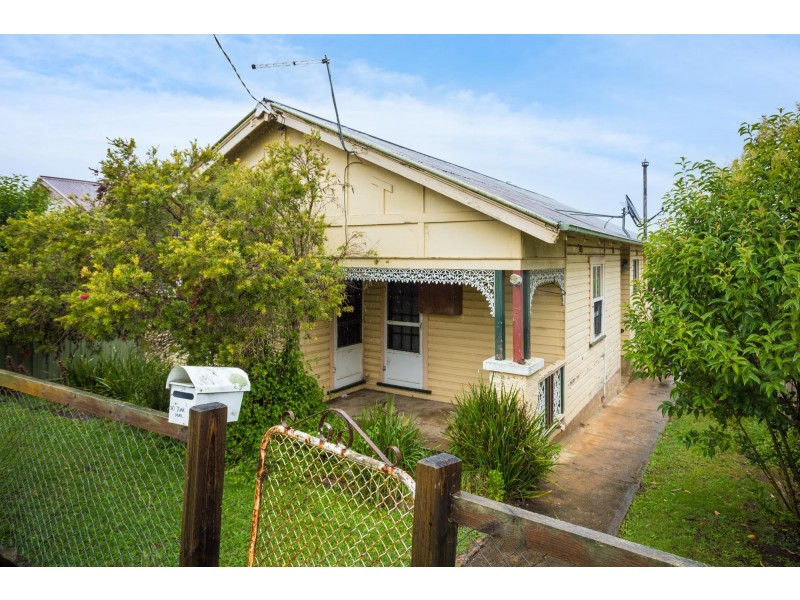 25 Parker Street, Bega NSW 2550