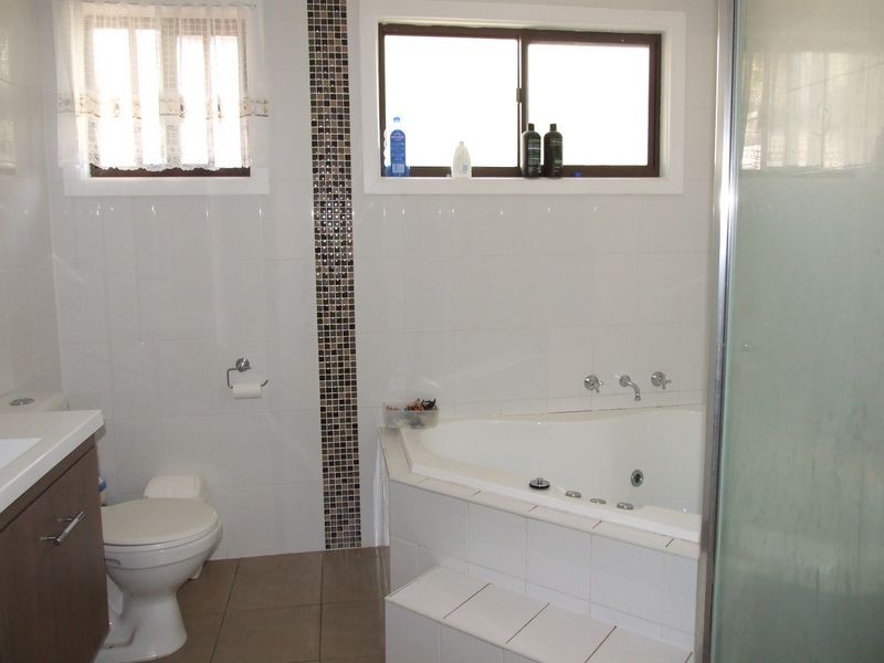 257 Auckland Street, Bega NSW 2550